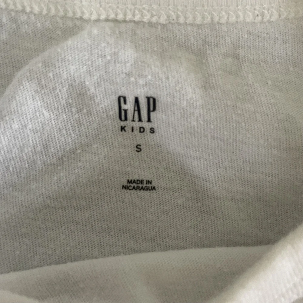 Gap Kids Boys Size Small 6-7 White/ivory T-shirt With ATV